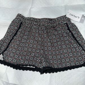 NWT Carter's Toddler Girls Shorts **Size 2T ** Flowers And Lace Trimmed